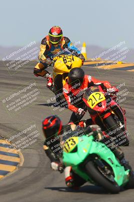 media/Oct-08-2023-CVMA (Sun) [[dbfe88ae3c]]/Race 3 Amateur Supersport Middleweight/